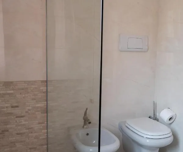 Intra 招待所 奧爾比亞