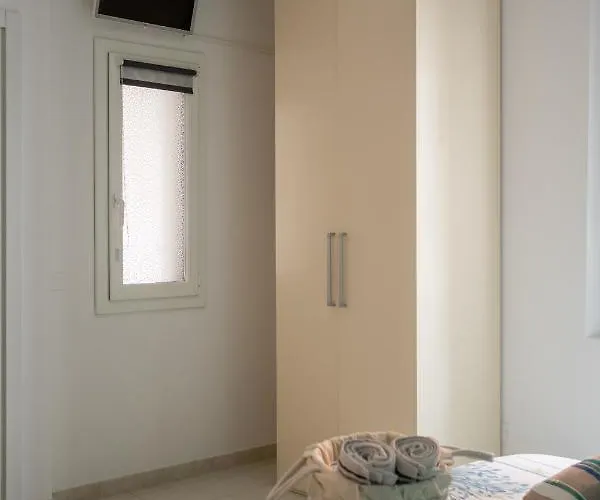 招待所 Intra 奧爾比亞