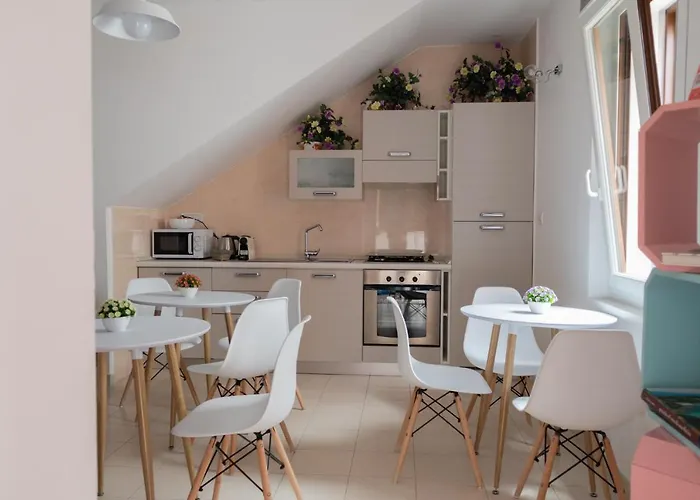 Intra 3* 奧爾比亞