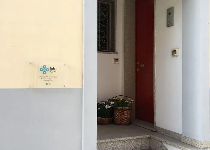 Intra 招待所 奧爾比亞