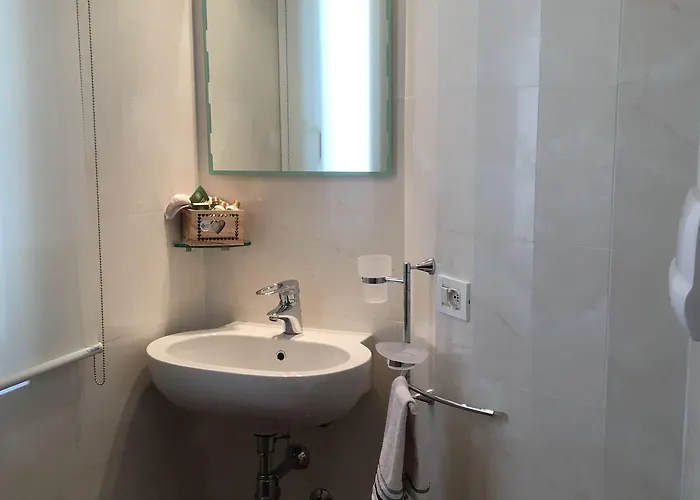 Intra 3* 奧爾比亞